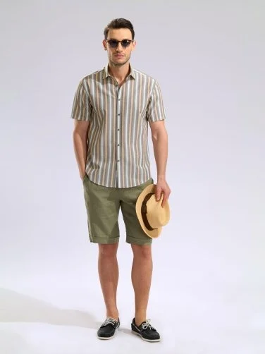 Germirli Çok Renkli Çizgili Tailor Fit Soft Yaka Seersucker Erkek Kısa Kollu Pamuk Gömlek - 5